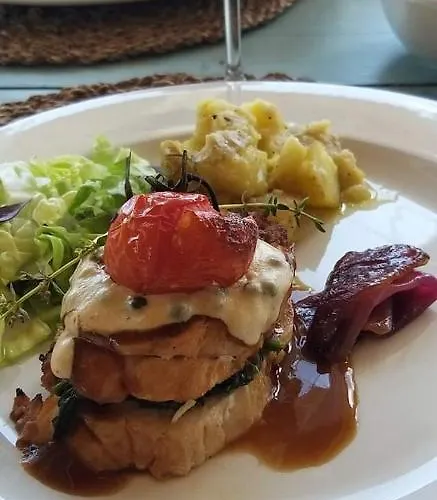 Borgo Rosso Terra 公寓式酒店