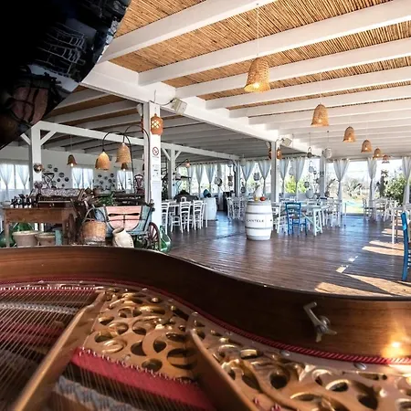 Apartahotel Borgo Rosso Terra 3*