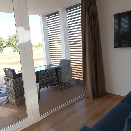 Borgo Rosso Terra Apartahotel 4*