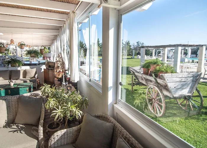 Lägenhetshotell Borgo Rosso Terra Gallipolli