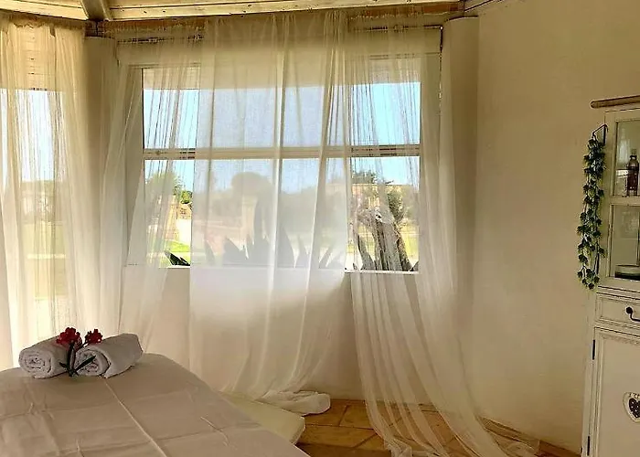 Borgo Rosso Terra Lägenhetshotell 4*