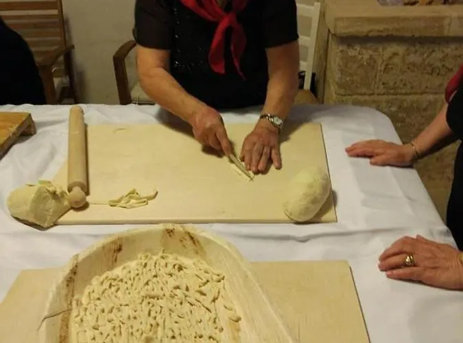 Borgo Rosso Terra Lägenhetshotell